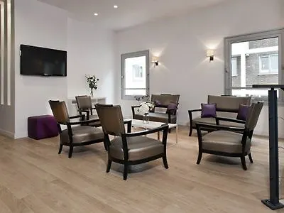Ambre Hotel