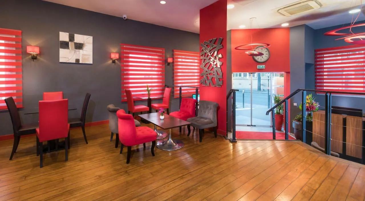 Ambre Hotel 3*