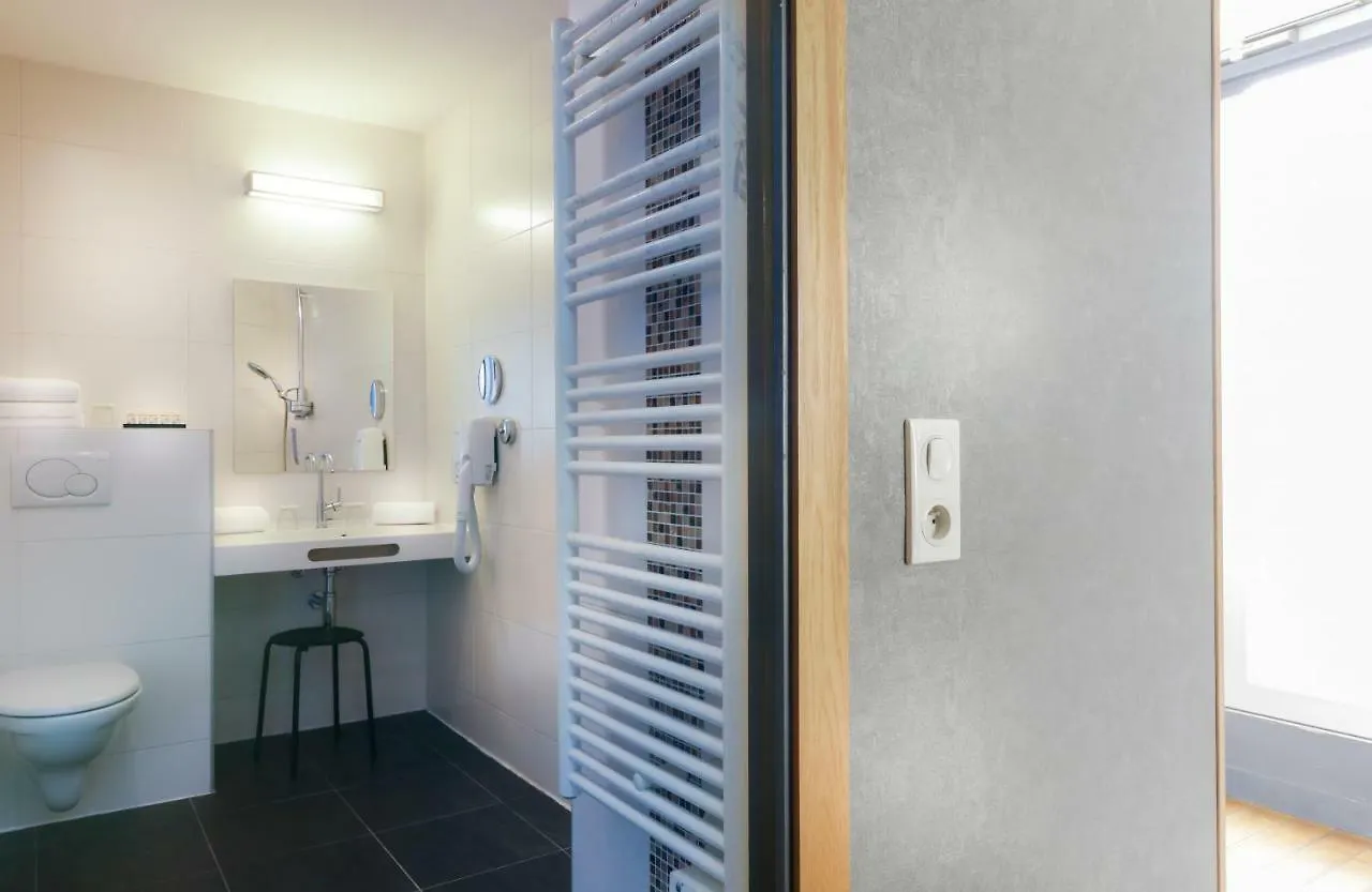 Ambre Hotel